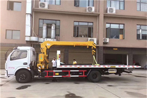 海陵附近汽车轮胎更换