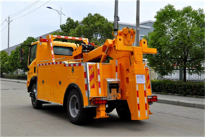 海陵高速路拖车费